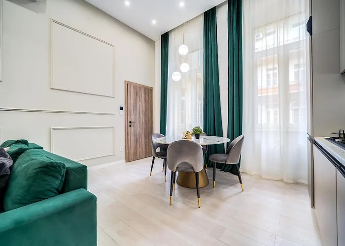 Opera - D10 Apartman